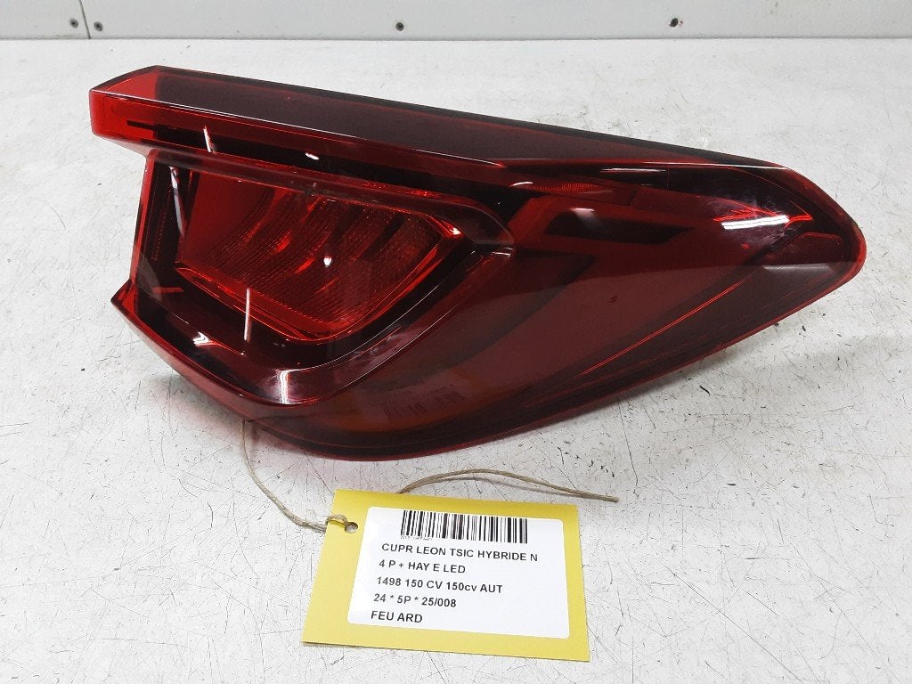 FEU ARRIÈRE DROIT Seat Leon (KLB) (01-2019/-) (5FA945208C), Autos : Pièces & Accessoires, Seat Deutschland GmbH, Service@seat.de