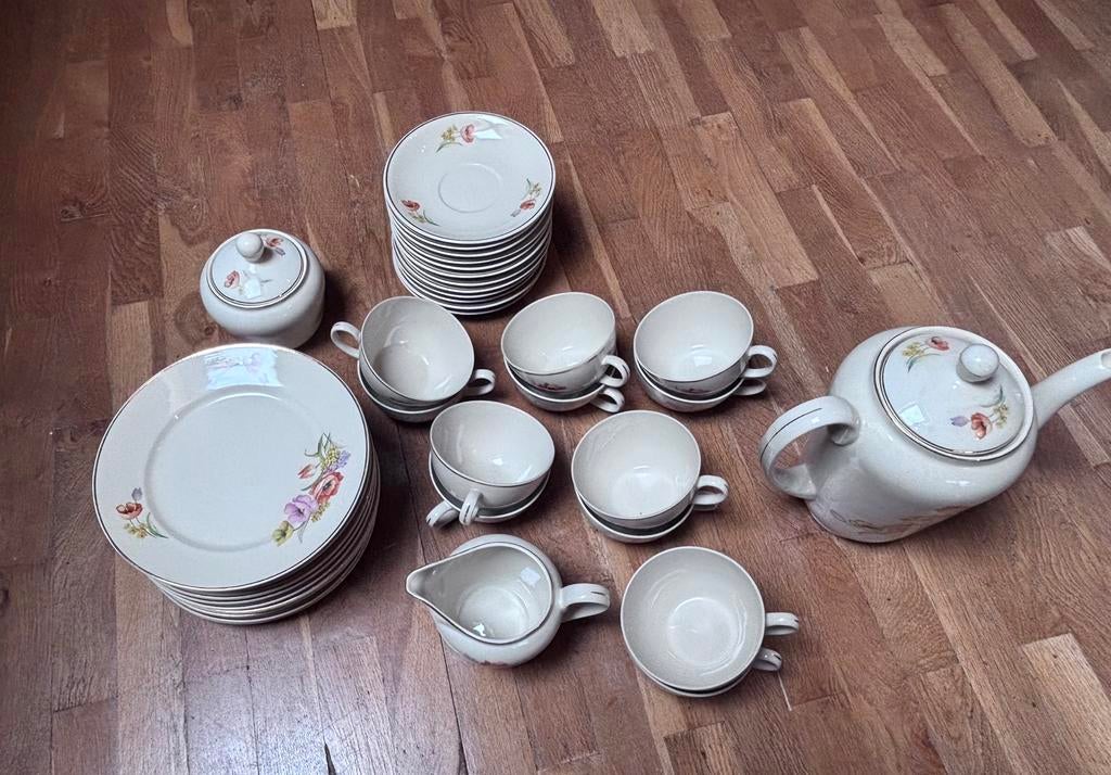 Koffieservice voor 12 personen, compleet, Ophalen, Gebruikt, Overige stijlen, Porselein