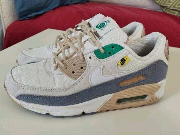 Sneakers om 39 uur. Gebruikte hoesjes van Nike Air Max 90 SE, Wit, Ophalen of Verzenden, Sneakers, Gedragen