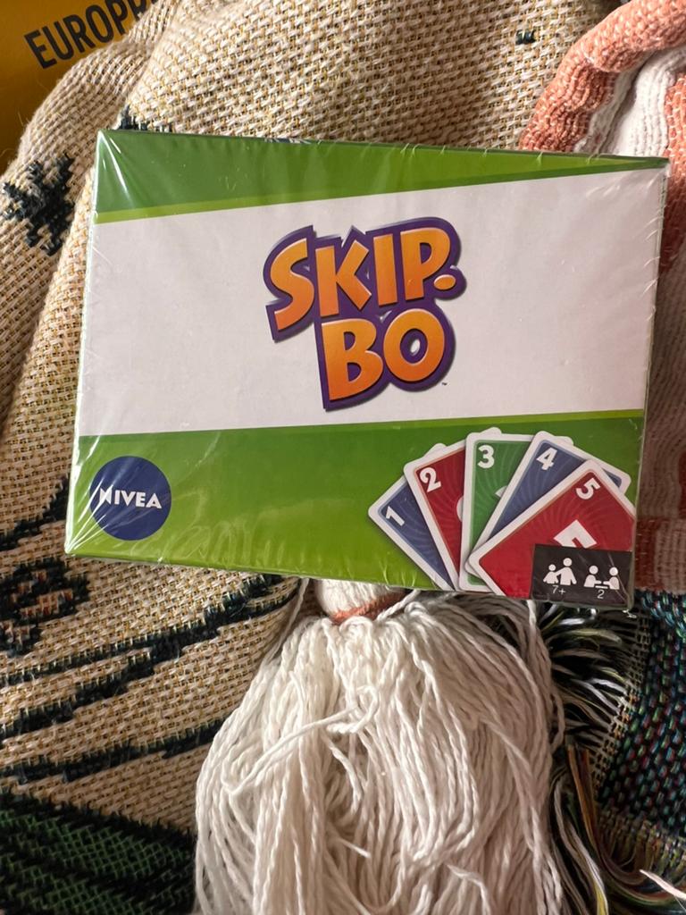 Jeu de cartes Skipbo, Enlèvement