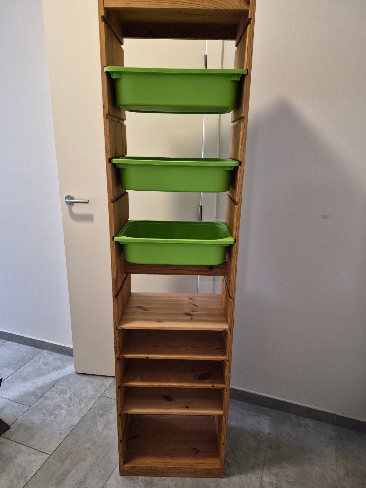 trofast kast met bakken en legplanken, Ophalen