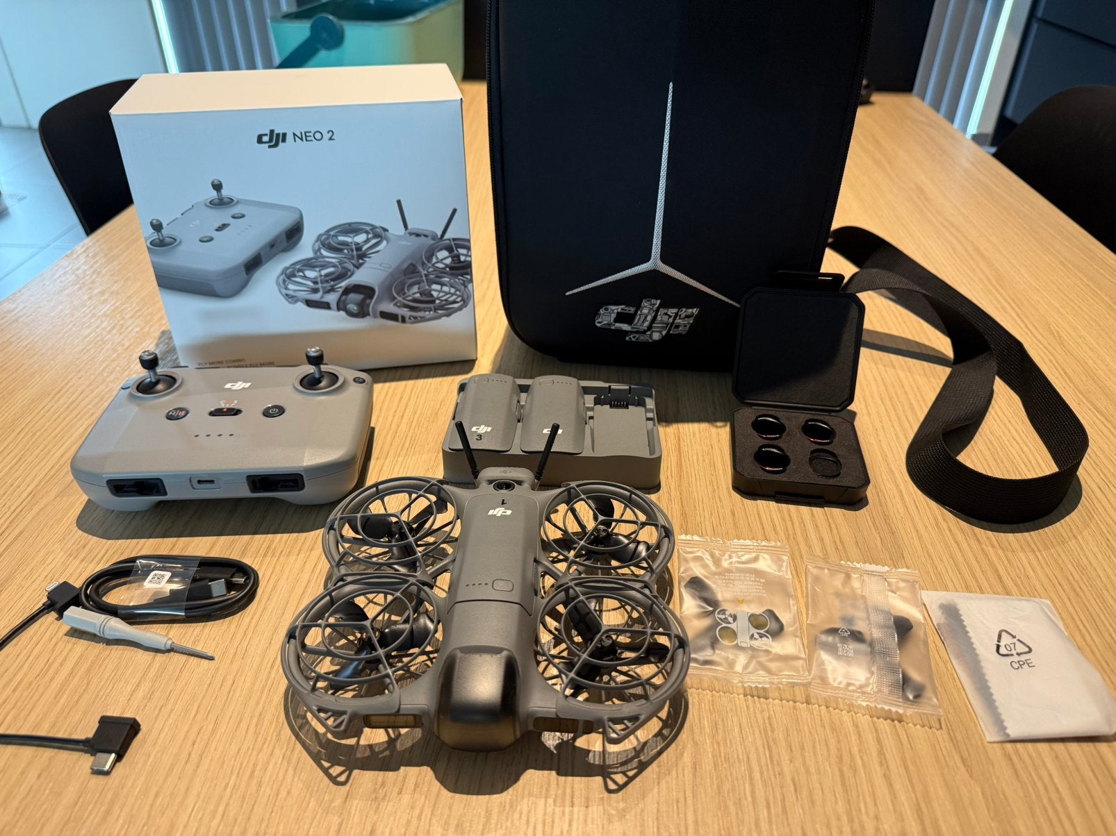 Dji Neo 2 Fly More Combo + Extra’s, Audio, Tv en Foto, Drones, Ophalen, Zo goed als nieuw, DJI