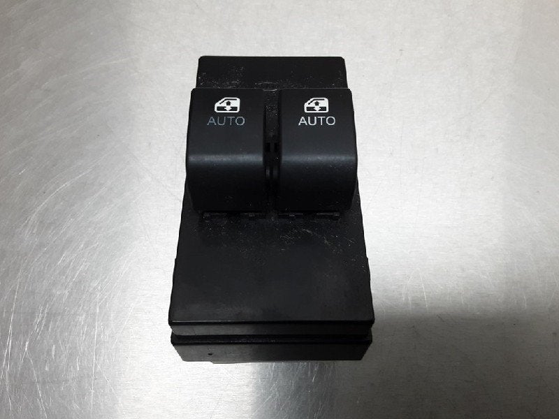 RAAMSCHAKELAAR Kia Pro cee'd (EDB3) (|935701H021|), Gebruikt, Kia