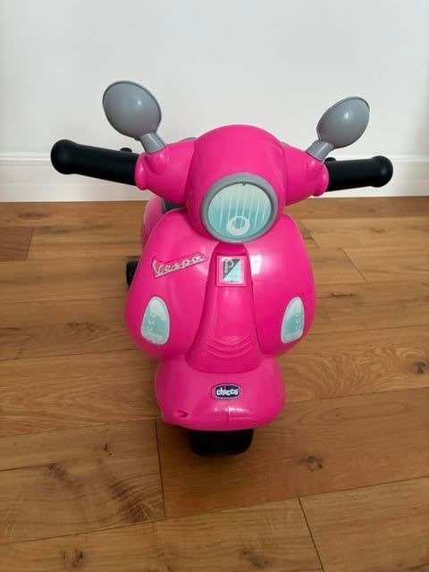 Chicco Scooterdrager Vespa Primavera Roze, Kinderen en Baby's, Ophalen, Zo goed als nieuw
