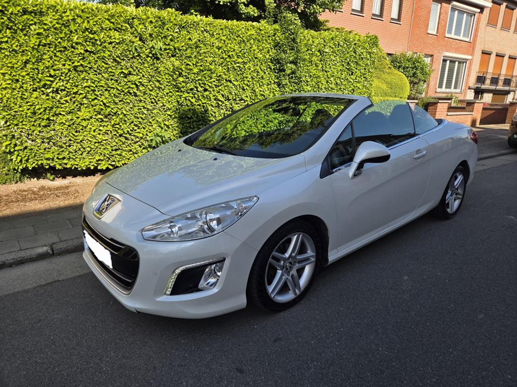 Peugeot 308 CC 1.6e-HDI—AIRCO—GPS—, 82 kW, Cabriolet, Boîte manuelle, Diesel