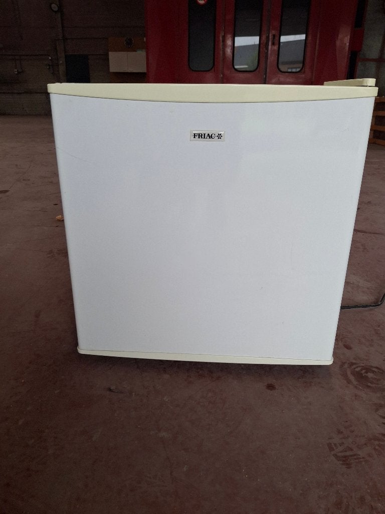 Petit Frigo table, Electroménager, Avec compartiment congélateur, Enlèvement, Utilisé, 45 à 60 cm