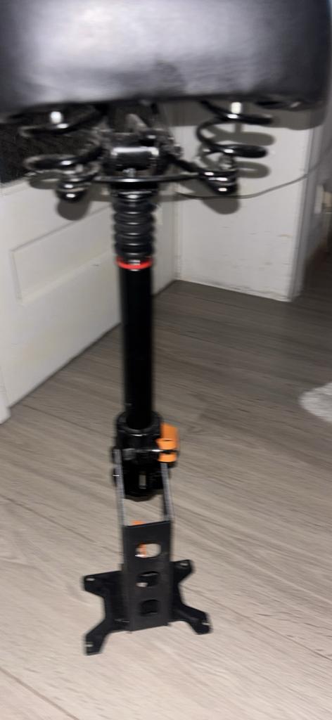 Kukurin g2 pro siege, Enlèvement ou Envoi, Comme neuf