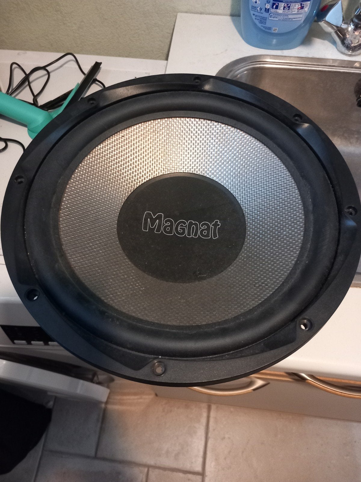 Magnat classic sub 300, Ophalen