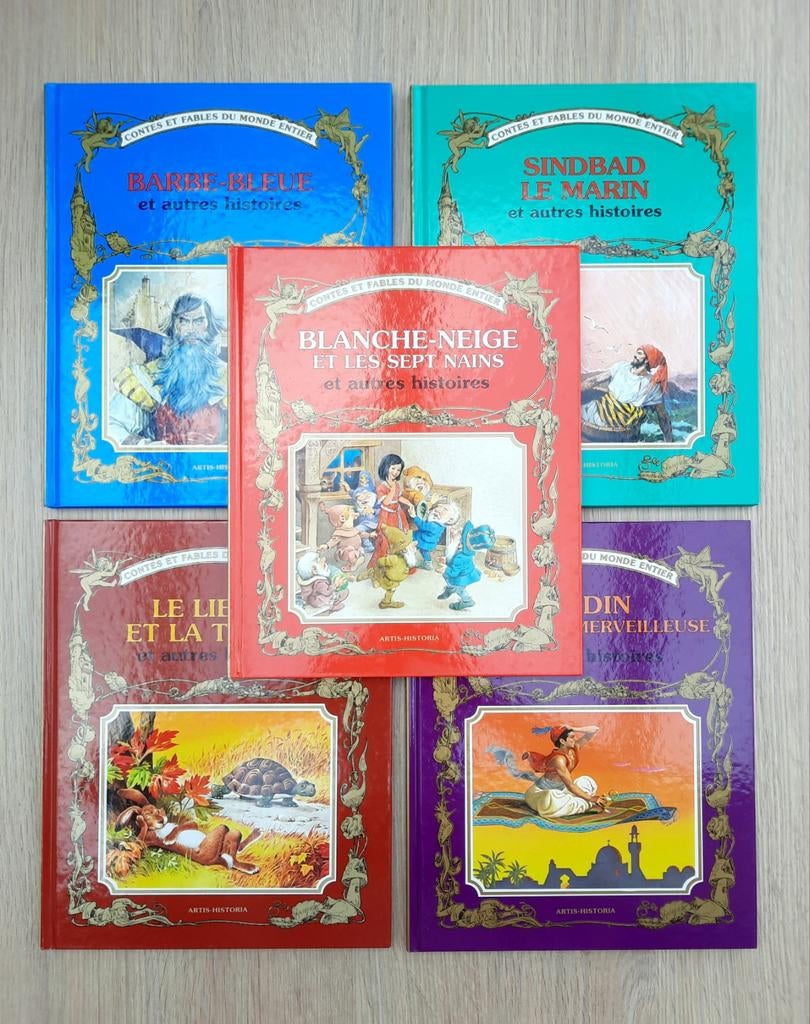5 livres de contes et fables, Livres, Contes & Fables, Comme neuf, Enlèvement