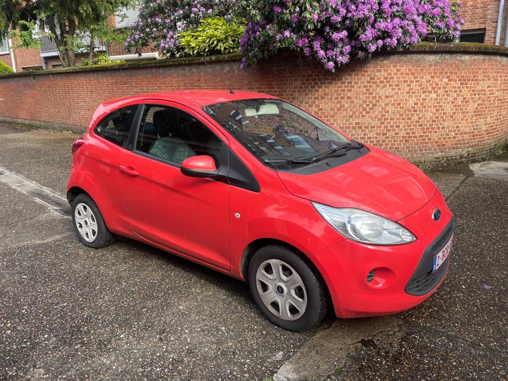 Ford KA (met airco!) - 1.2 Benzine 2012 – Euro 5 te koop!, Autos, Ford, Rouge, Euro 5, Achat, Ka