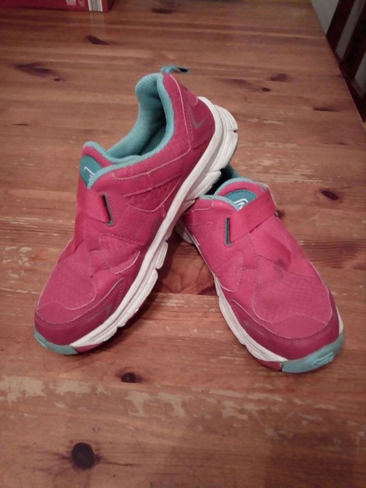 Basket enfant pointure 35, Enlèvement, Utilisé, Chaussures de sport, Fille
