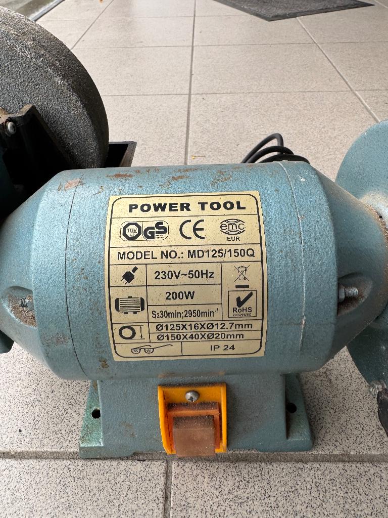 Tafelslijpmachine / Slijpsteen - Droog- en Natslijper (200W), Ophalen, Gebruikt, Minder dan 700 watt, Werkbankslijpmachine