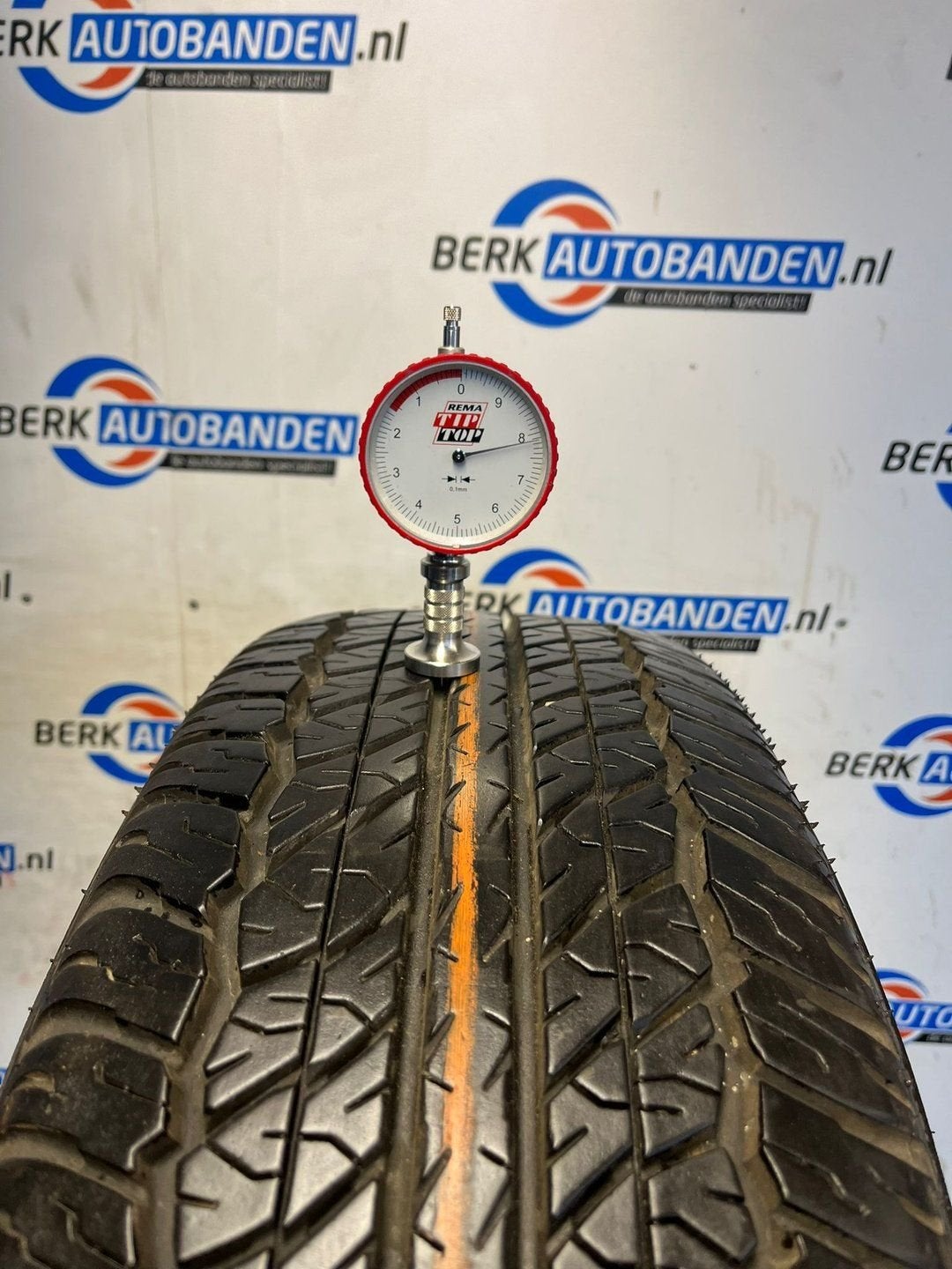 2x Dunlop AT20 GrandTrek P245/70 R17 108S P245/70/17 P245701, 245 mm, Pneus été, -, Utilisé