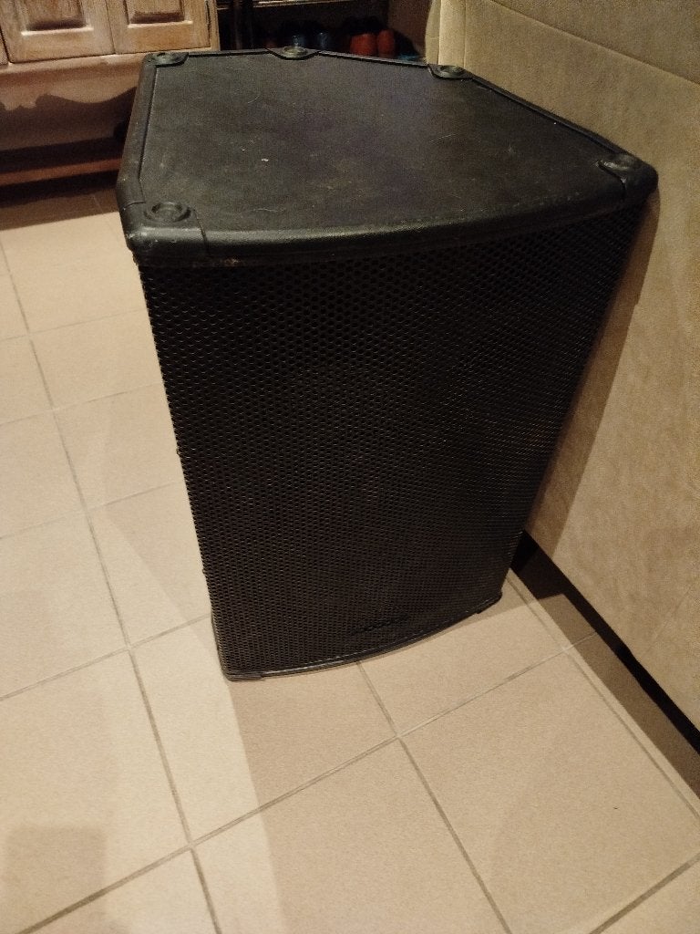 Behringer B1520 Pro 800 speaker, Vloerstaande luidspreker, Zo goed als nieuw, Basreflex, Ophalen