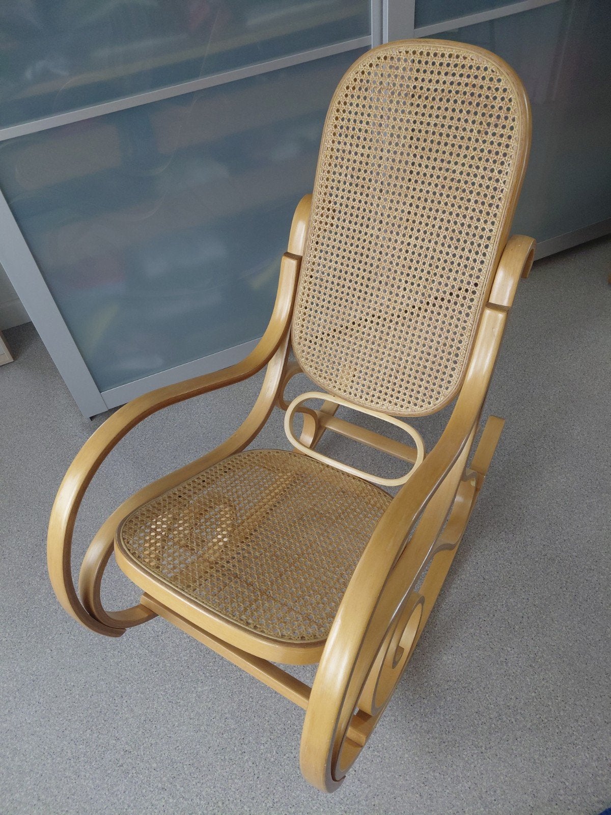 Schommelstoel Thonet-stijl, Antiek en Kunst, Ophalen
