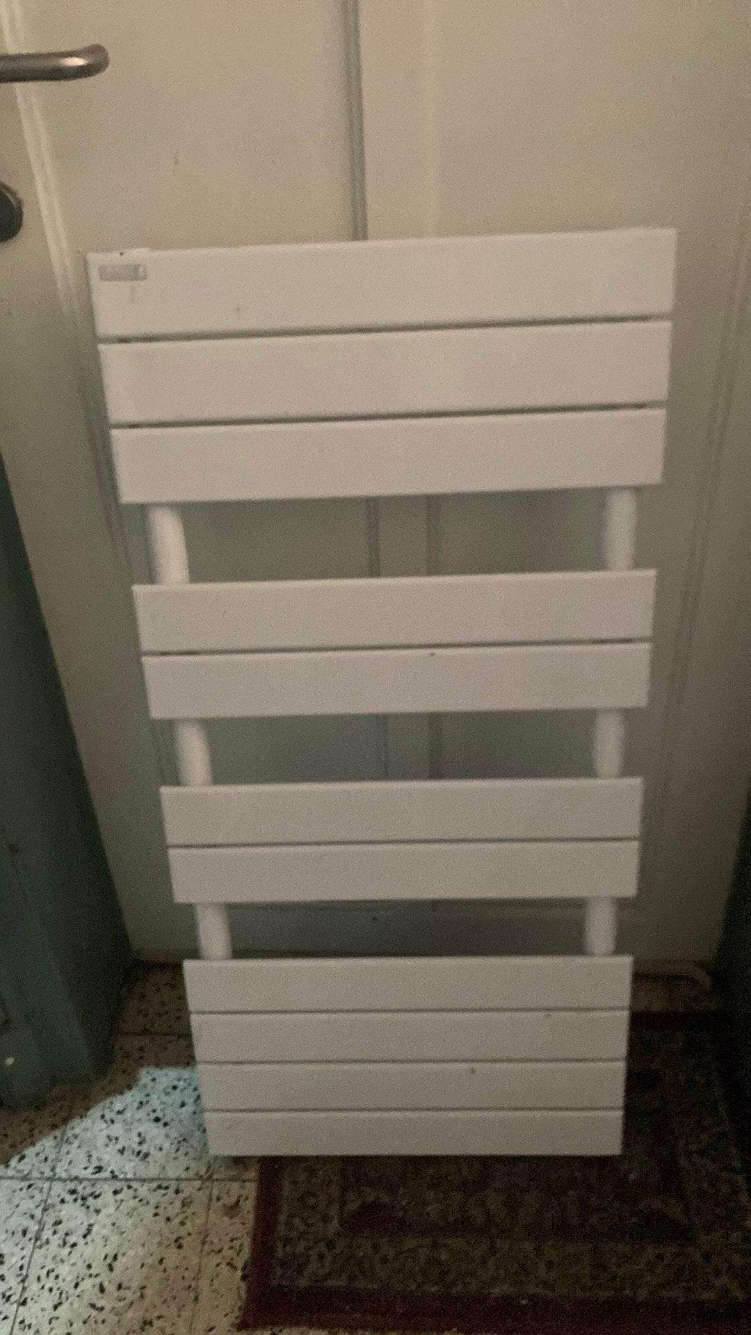 Radiateur à serviette salle de bain, Moins de 60 cm, Enlèvement, Utilisé, 80 cm ou plus