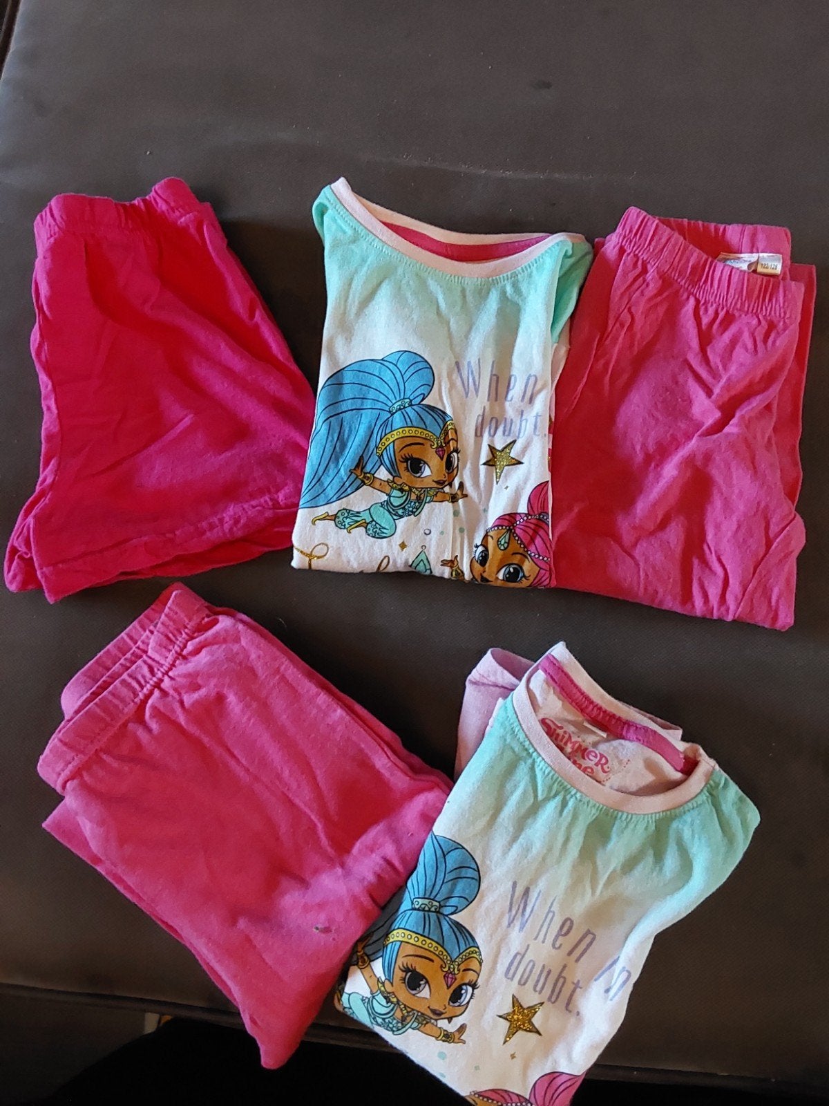 twee meisjespyjama’s, Enfants & Bébés, Enlèvement, Shimmer, Vêtements de nuit ou Sous-vêtements