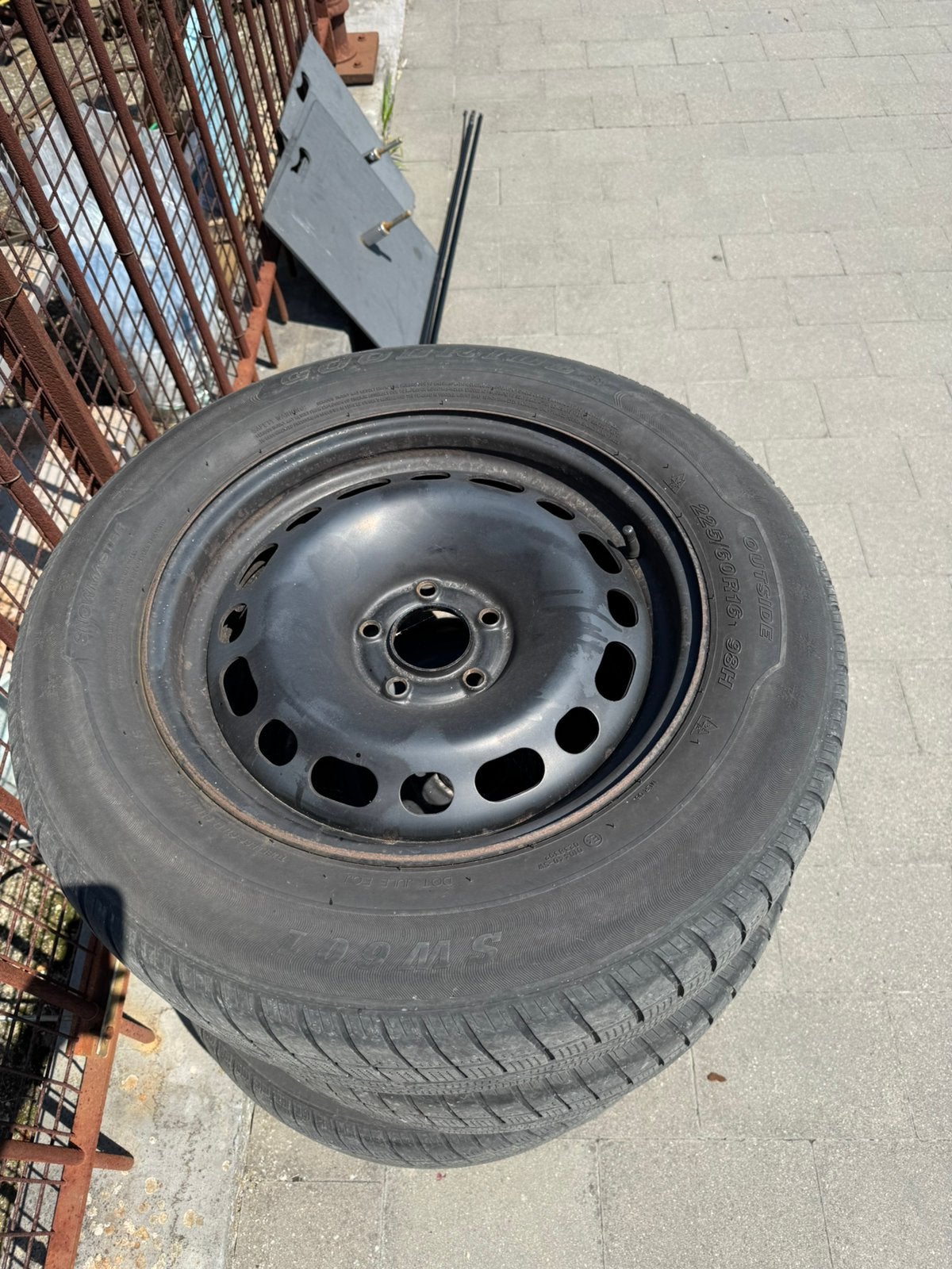 Peugeot 607 velgen en winterbanden, Auto-onderdelen, Banden en Velgen, Ophalen, Winterbanden, Band(en)
