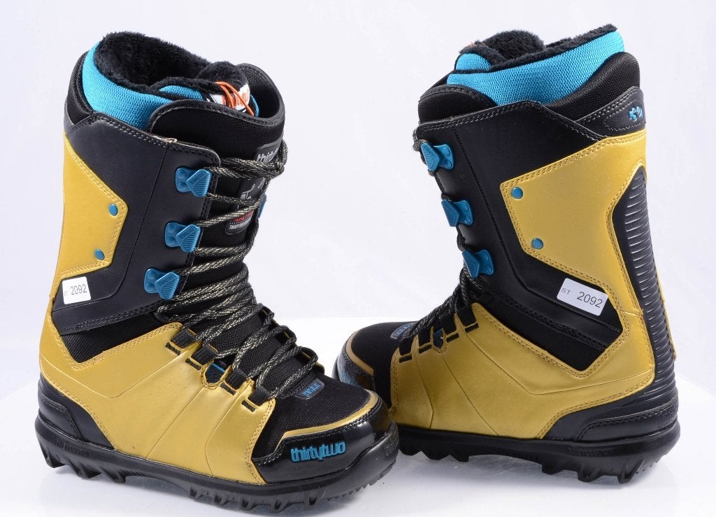 Bottes de snowboard 38 EU HIRTYTWO LASHED POUR FEMMES, dorée, Sports & Fitness, Envoi, Neuf, Chaussures