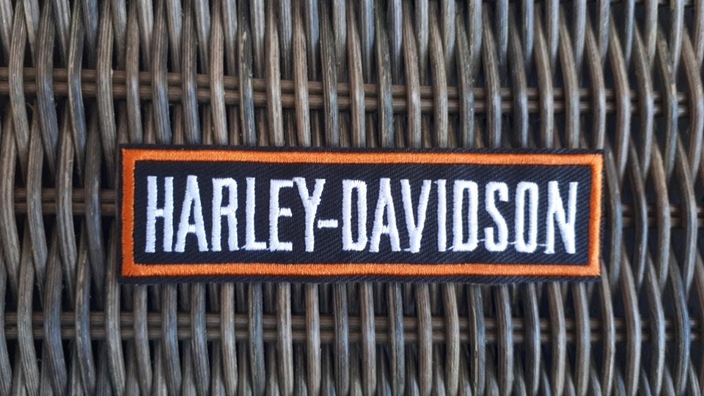 Emblème Harley Davidson pour écusson à repasser, 105 x 30 mm, Enlèvement ou Envoi, Neuf