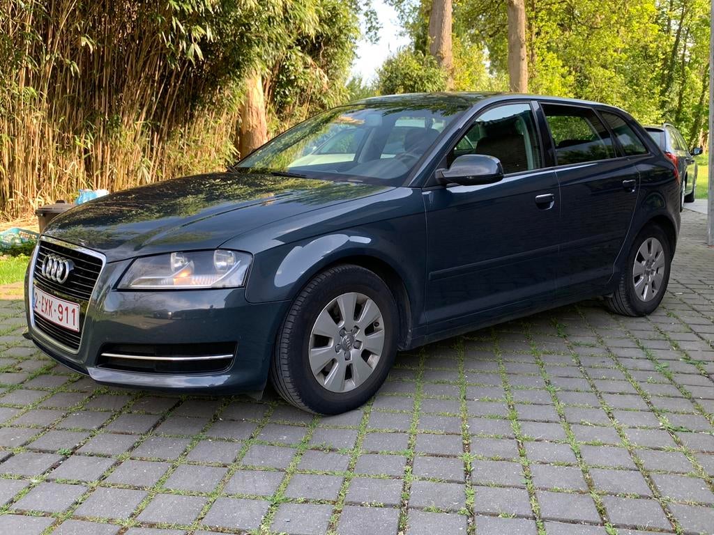 AUDI A3 1.6TDI BJ.2010 112.000km, Auto's, Audi, Voorwielaandrijving, Euro 5, Zwart, 4 cilinders