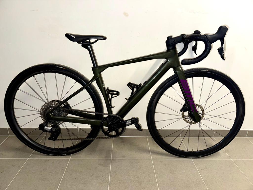 Bmc Roadmachine, Ophalen, 28 inch, Carbon, Zo goed als nieuw