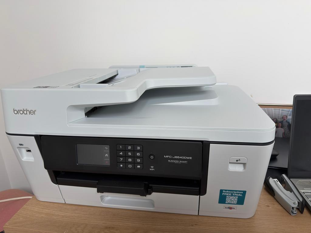 Imprimante Brother neuve, Informatique & Logiciels, Imprimantes, Comme neuf, Imprimante, Imprimante à jet d'encre, Fax, Wi-Fi intégré
