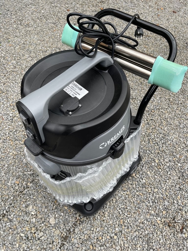 Aspirateur eau et poussiére, Enlèvement