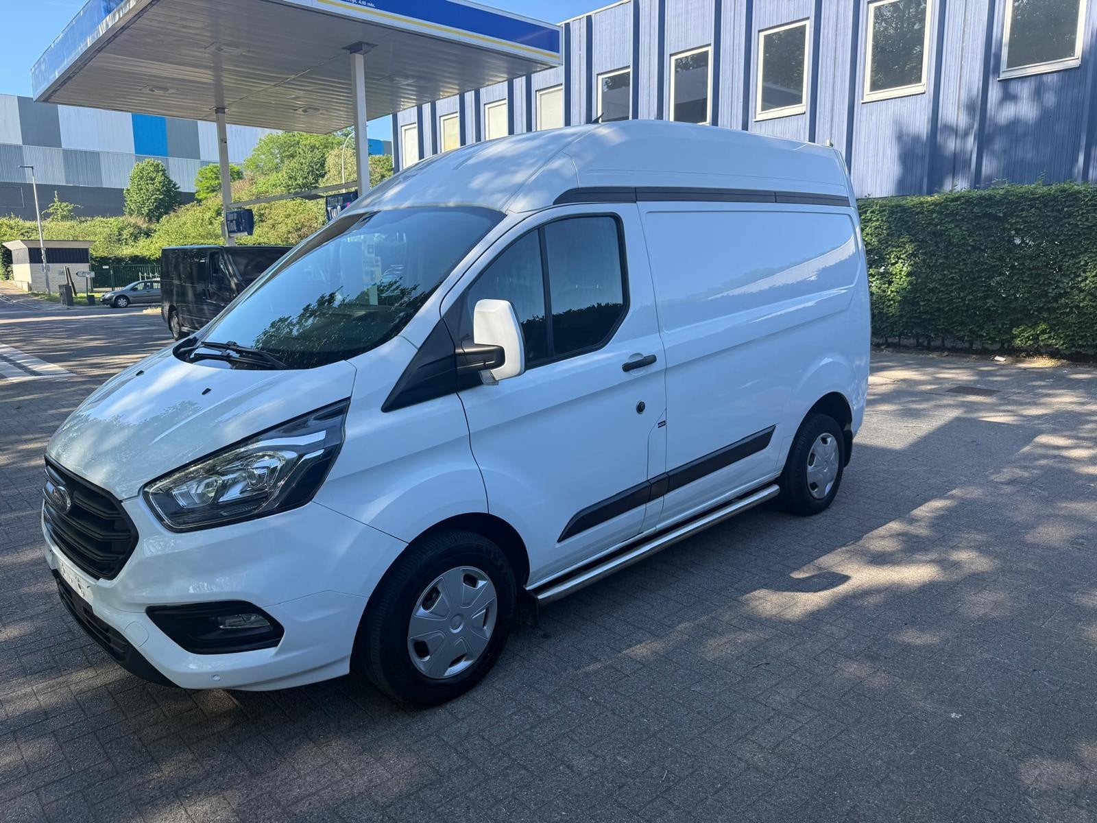 FORD TRANSIT 2.0TDCI L1H2 2020 140000KM AC KEURING EURO6D, Auto's, Voorwielaandrijving, Euro 6, Lederen bekleding, Wit