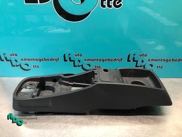Middenconsoles van een Mercedes Citan (Citan 12-), Gebruikt, -, Ophalen of Verzenden, -