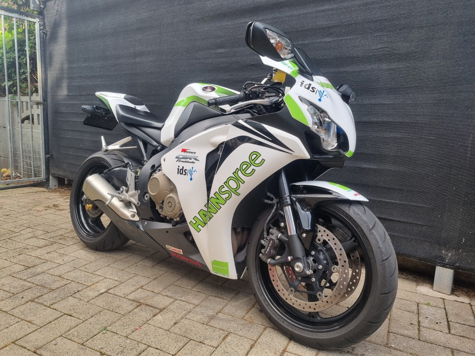mooie cbr 1000rr top staat slechts 17.750km full power, Enlèvement