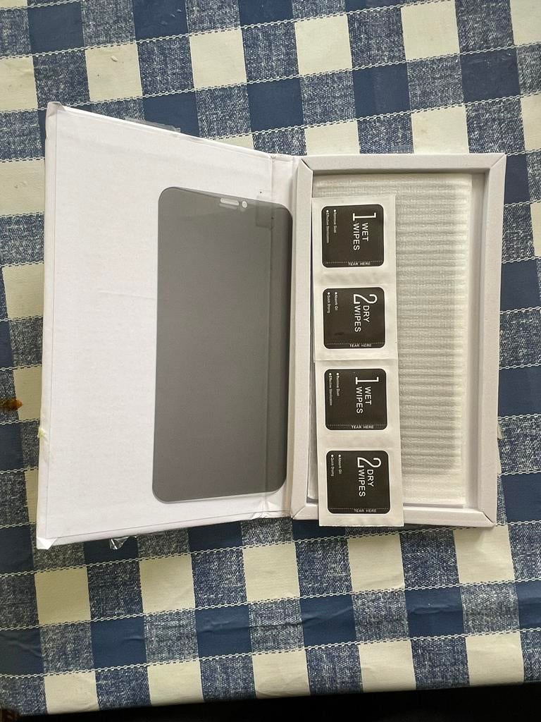 Bescherm protector iphone xr & iphone 11, Ophalen of Verzenden, Zo goed als nieuw