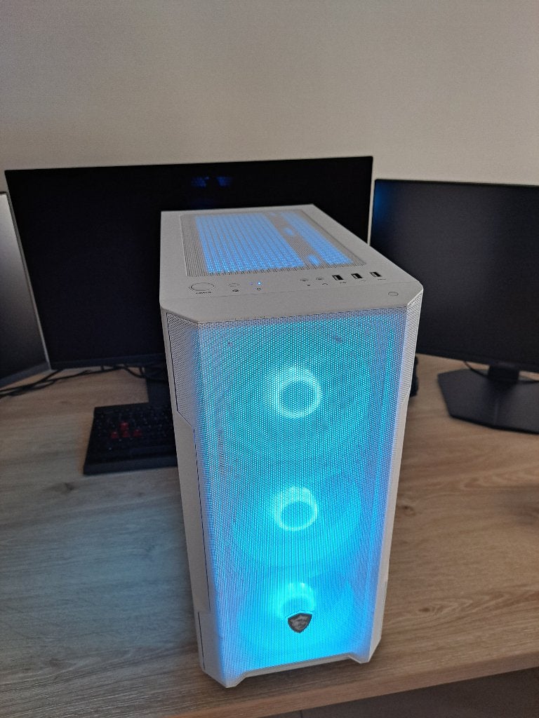 PC Gamer WHITE RTX 5060 & Ryzen 5 5500X3D (1To NVMe / Wi-Fi), Computers en Software, Desktop Pc's, Nieuw, SSD, 16 GB, Gaming, Ophalen