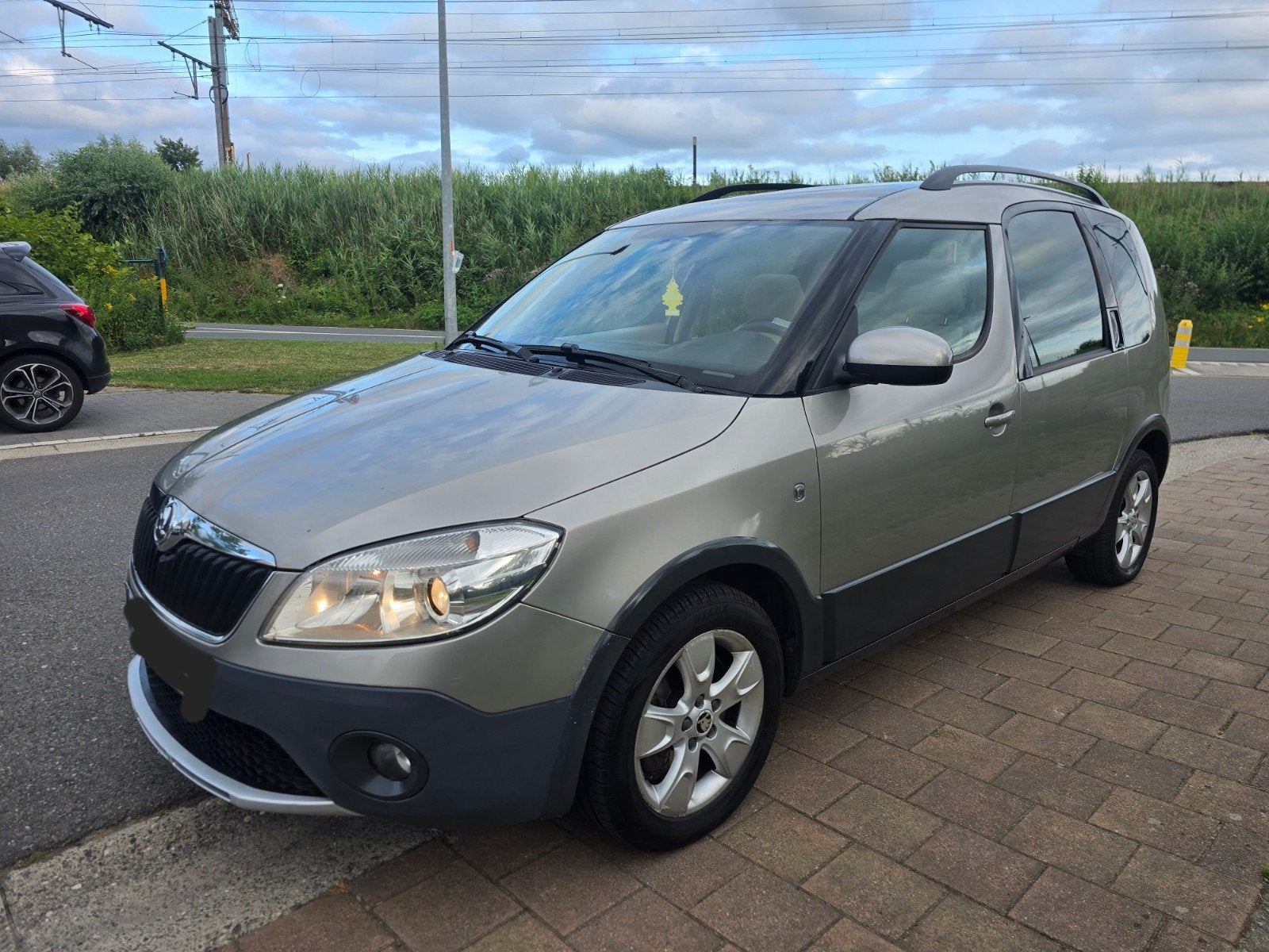 Skoda Roomster Automaat 2014 Gekeurd Voor Verkoop Benzine, Autos, Skoda, Verrouillage central, Achat, Roomster, Automatique