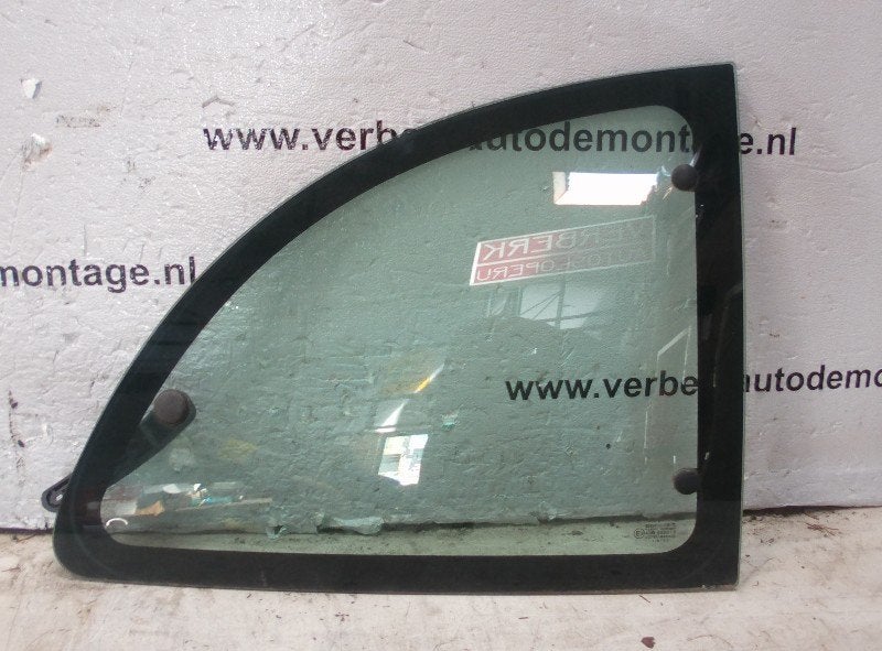 VITRE LATERALE ARRIÈRE DROIT Ford Ka I (01-1996/11-2008), Henry-Ford-Straße  1
50735  Köln, DE, Ford-Werke GmbH, Kunden@ford.com