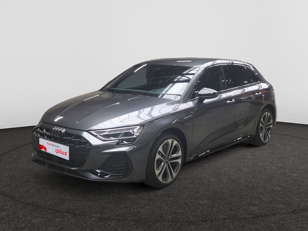 Audi A3 Sportback PHEV Competition 45 TFSI e  200 kW S troni, Auto's, Automaat, https://public.car-pass.be/vhr/a8d84657-1743-48fe-b93e-26e09d50434c