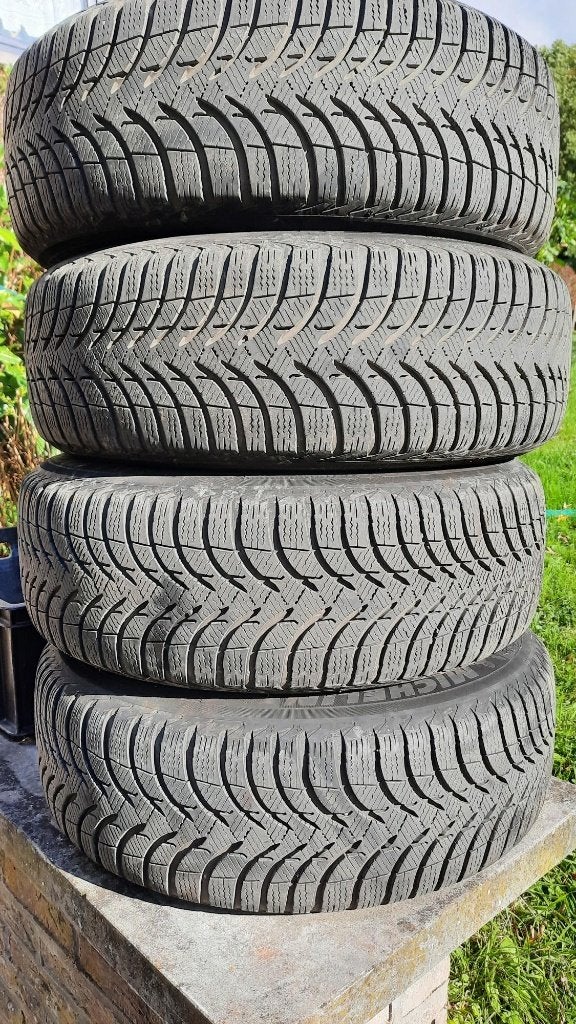 4 Michelin Alpin 195/65R15, Autos : Pièces & Accessoires, 15 pouces, Pneus et Jantes, Pneus hiver, Véhicule de tourisme