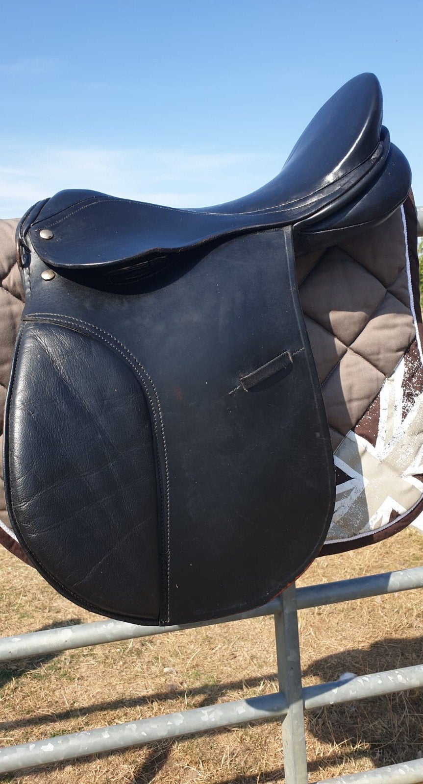 Selle mixte 18pouces., Enlèvement