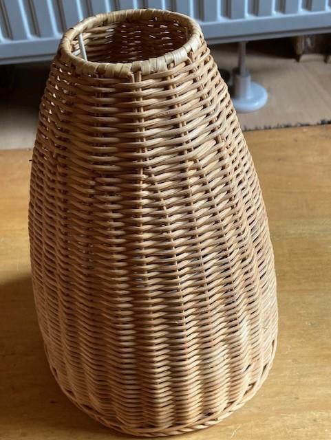 Lichte lampenkap van rotan, Ophalen, Zo goed als nieuw, Overige kleuren, 25 tot 50 cm