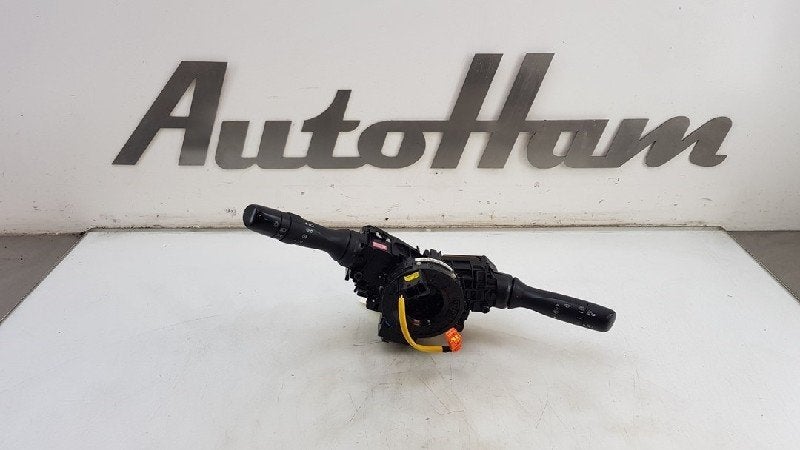 COMBINE COMMODO Toyota Yaris III (P13) (01-2010/09-2020), Kundenbetreuung@toyota.de, Toyota, Utilisé, Toyota-Allee 2
50858  Köln, DE