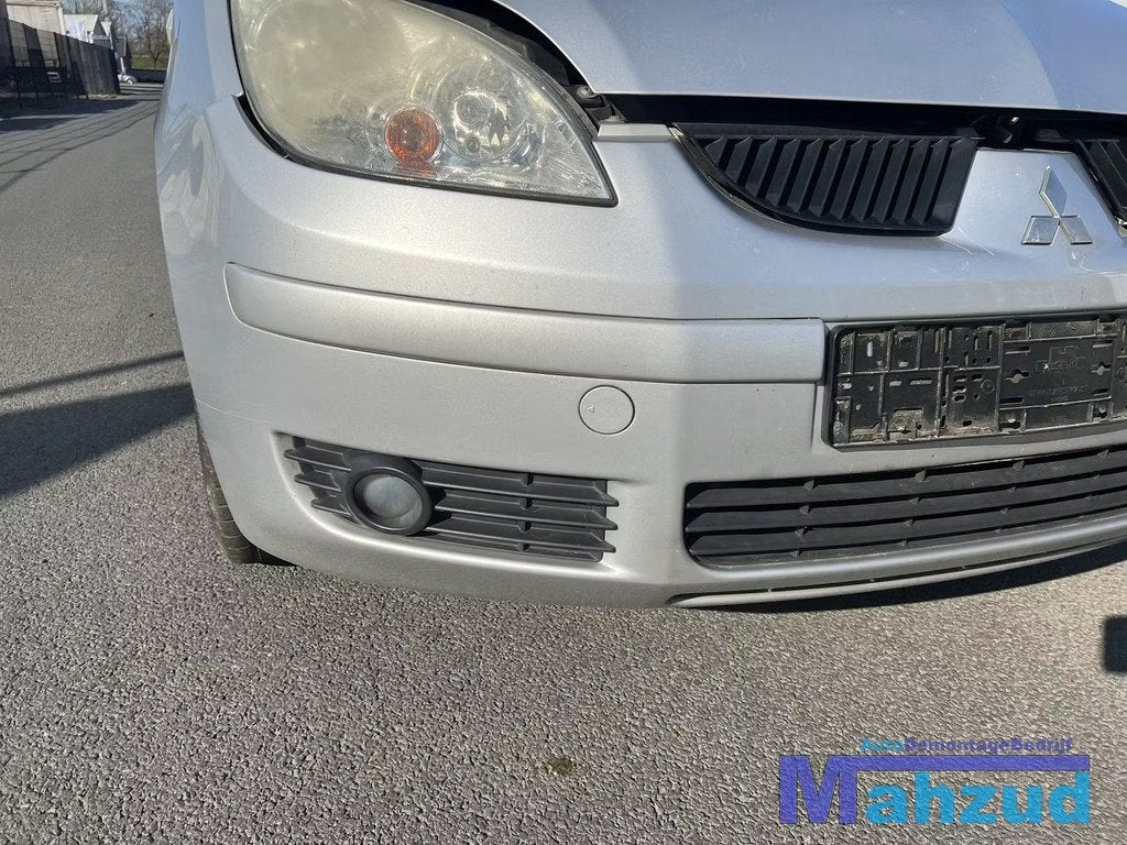 Mitsubishi colt 6 voorbumper bumper grille rooster 2004-2014, Info@mitsubishi-motors.com, Mitsubishi Motors Corporation, Utilisé