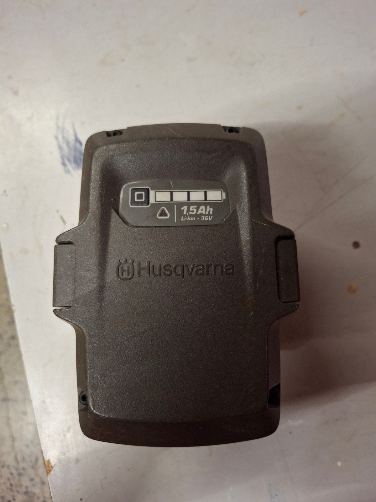 Batterie Husqvarna BLi 60, Jardin & Terrasse, Taille-haies, Enlèvement, Batterie