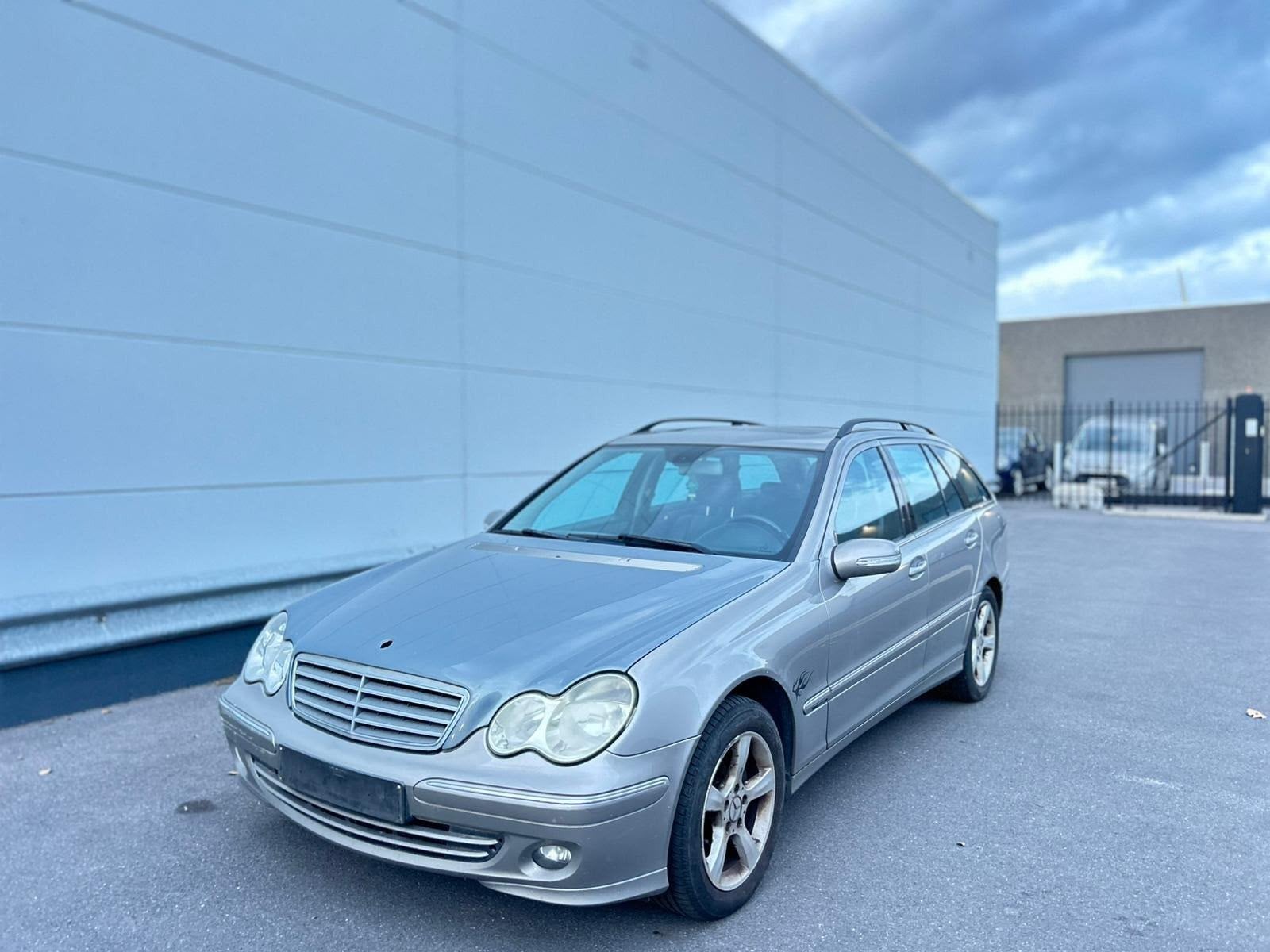 Mercedes c220 cdi / avantgarde - Automaat -airco / zetelver, Autos, Particulier, Automatique, Achat