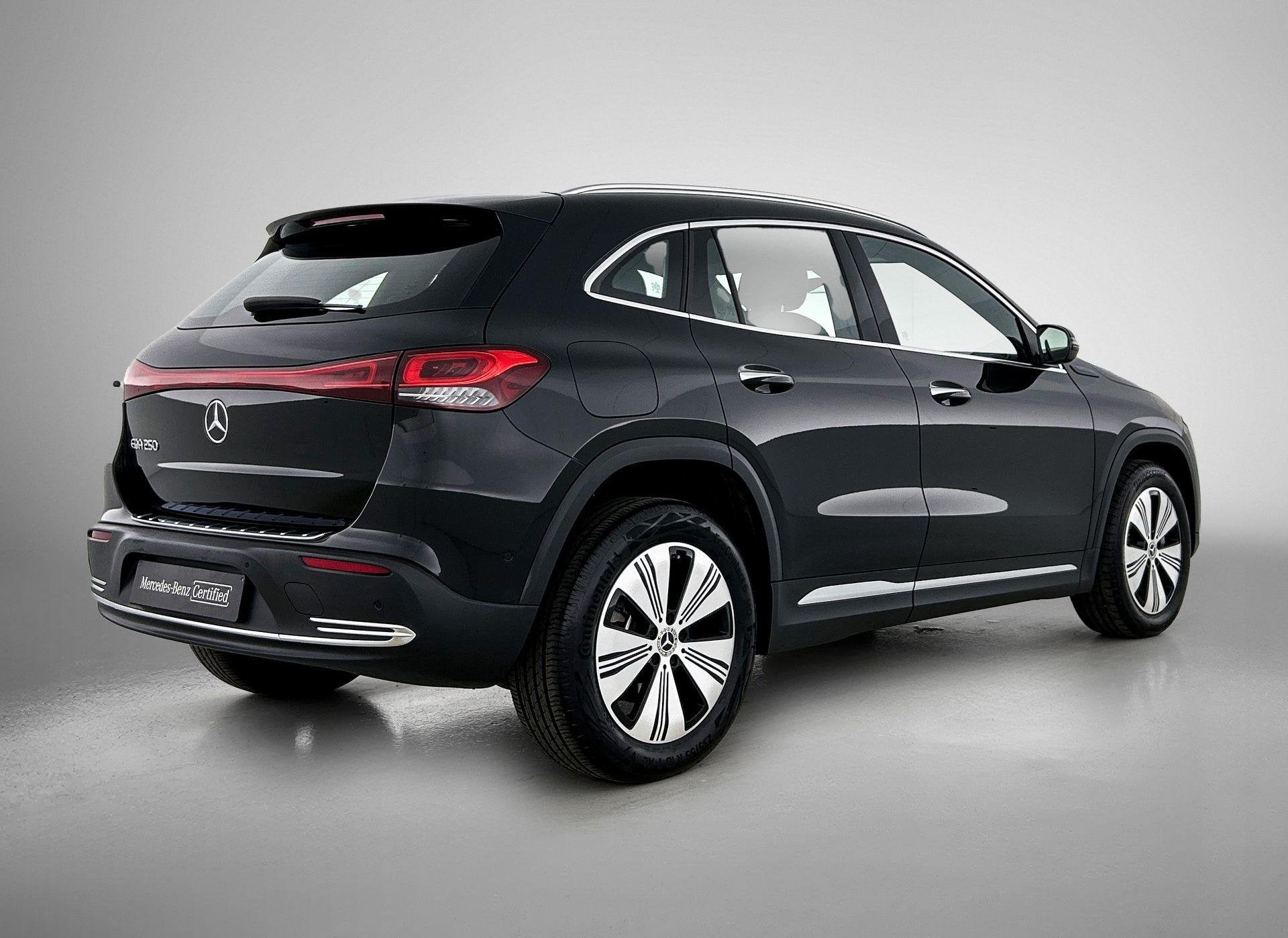 Mercedes-Benz EQA-klasse 250 Luxury Line | Dodehoekassistent, Auto's, Dealer onderhouden, Stof, Gebruikt, Zwart