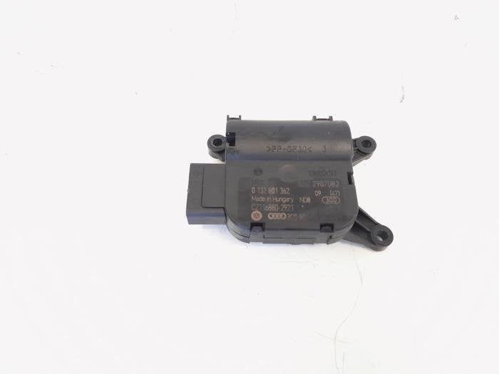 Kachelklep Motor van een Volkswagen Passat, Gebruikt, -, Volkswagen, -