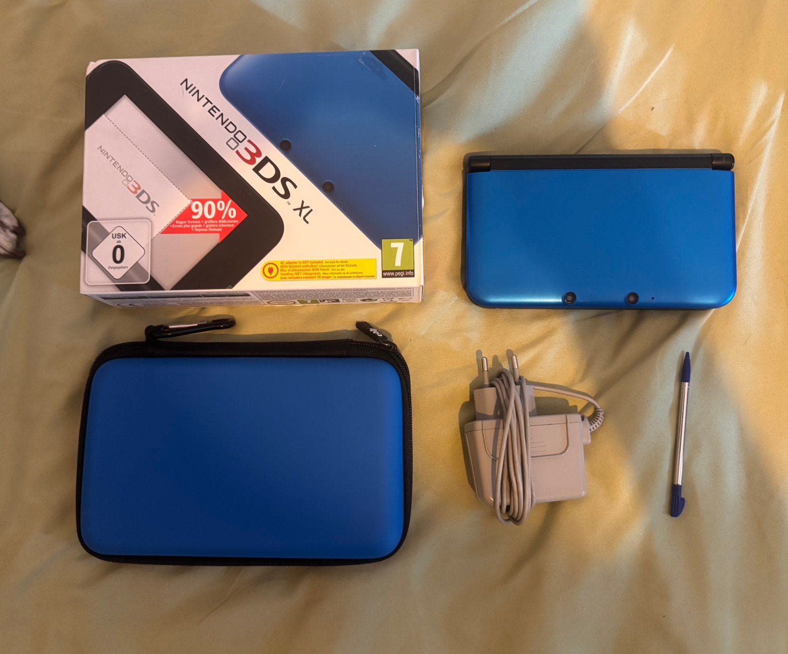 Nintendo 3DS XL gemod in perfecte staat, Games en Spelcomputers, Spelcomputers | Nintendo 2DS en 3DS, Blauw, Ophalen of Verzenden