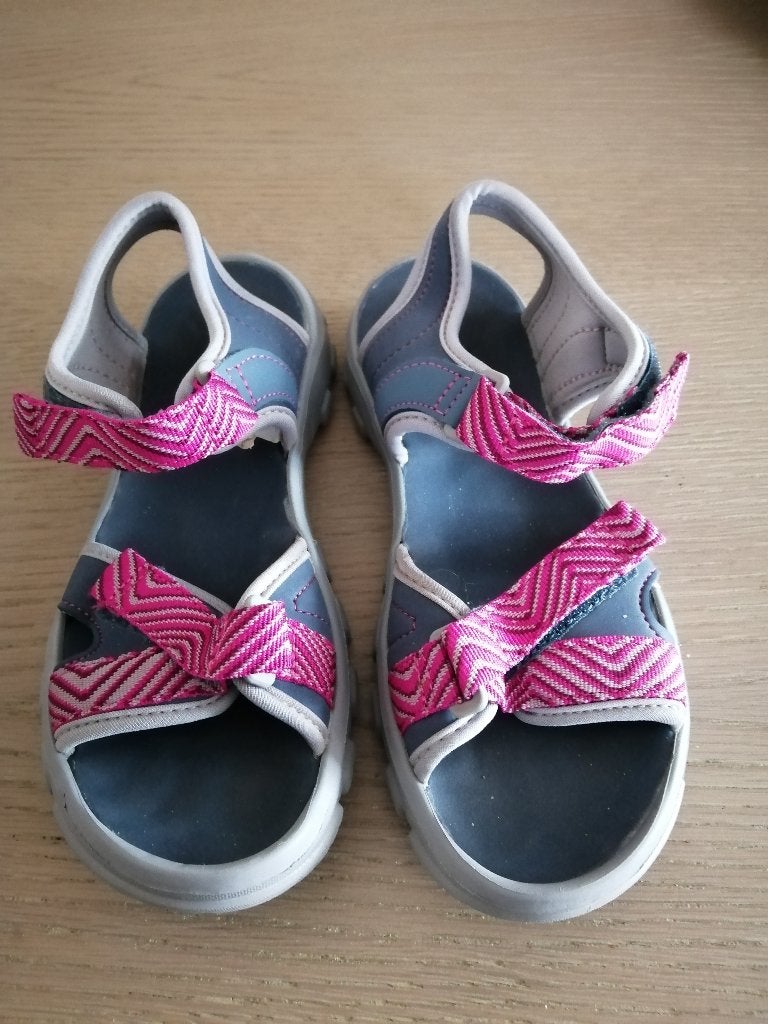 Sandalen maat 36 - 37, Enfants & Bébés, Vêtements enfant | Chaussures & Chaussettes, Enlèvement ou Envoi, Decathlon, Comme neuf