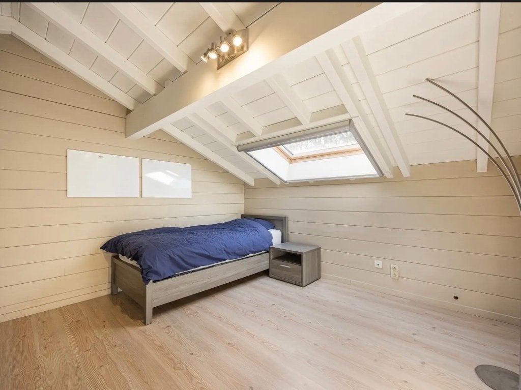 Eenpersoonsbed, Huis en Inrichting, Ophalen, 90 cm, Eenpersoons, Bruin