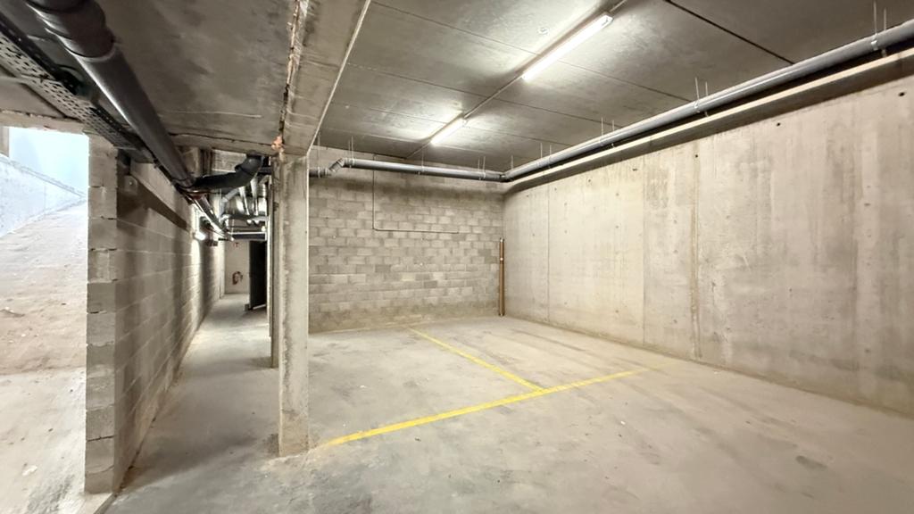 Ondergronse Parkeerplaats te huur, Immo, Garages en Parkeerplaatsen, Antwerpen (stad)