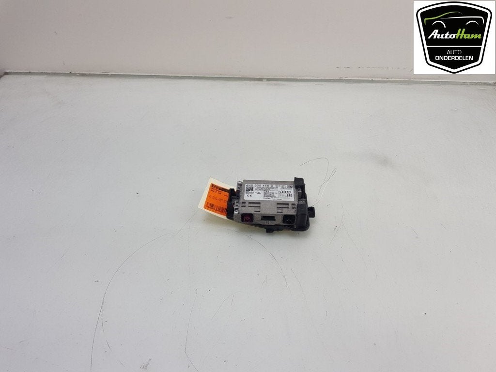 AMPLIFICATEUR D'ANTENNE Audi Q5 (FYB / FYG) (|4N0035456D|), Auto-Union-Straße  1,
85057  Ingolstadt, DE, Info@audi.de, Audi, Utilisé